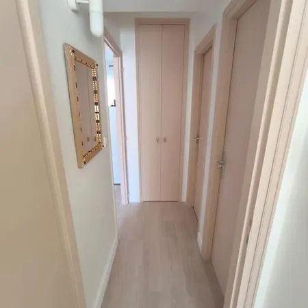 T2 Ensoleille Apartment *