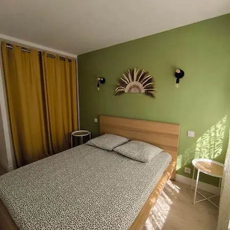 T2 Ensoleille Apartment Le Lavandou